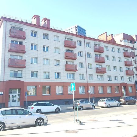 Danes Apartment By The River Klaipėda Exteriör bild