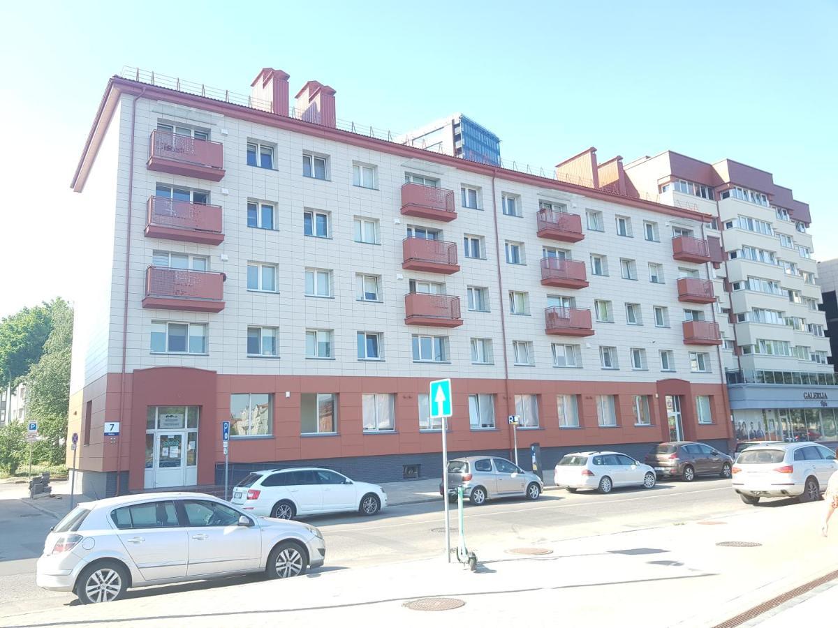 Danes Apartment By The River Klaipėda Exteriör bild